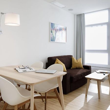 Mush Room Apartamentos セビリア エクステリア 写真