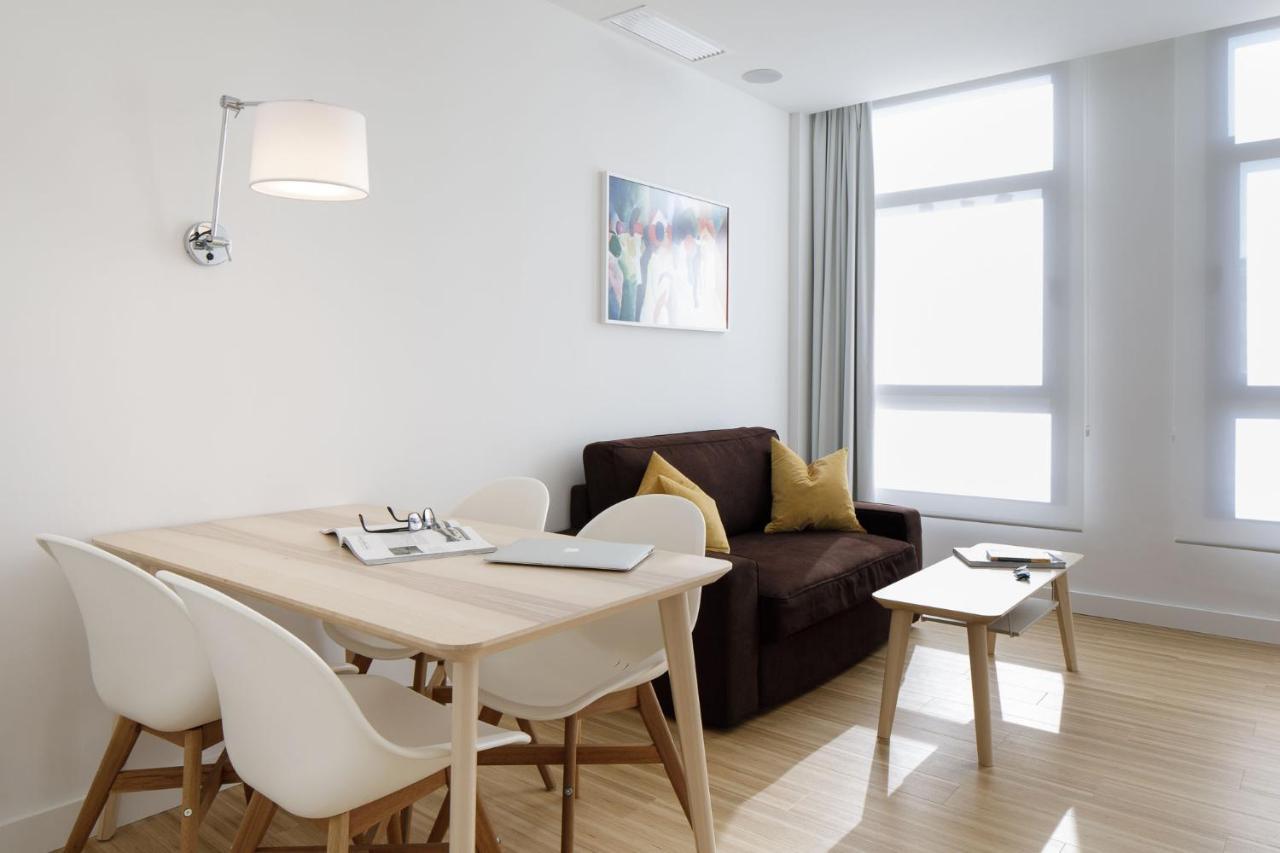 Mush Room Apartamentos セビリア エクステリア 写真
